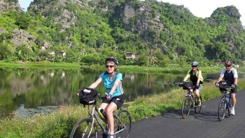 Ninh binh cycling is good for health