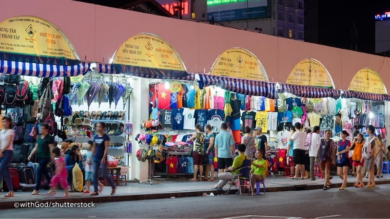 Ben Thanh night market