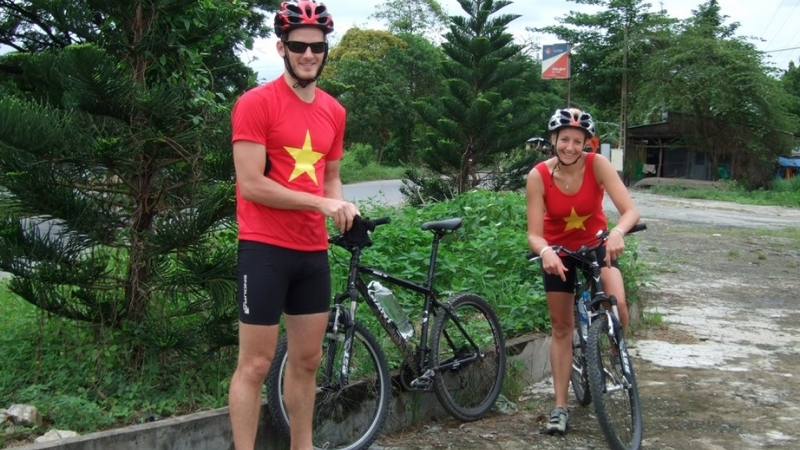 Saigon cycling to Mekong Delta