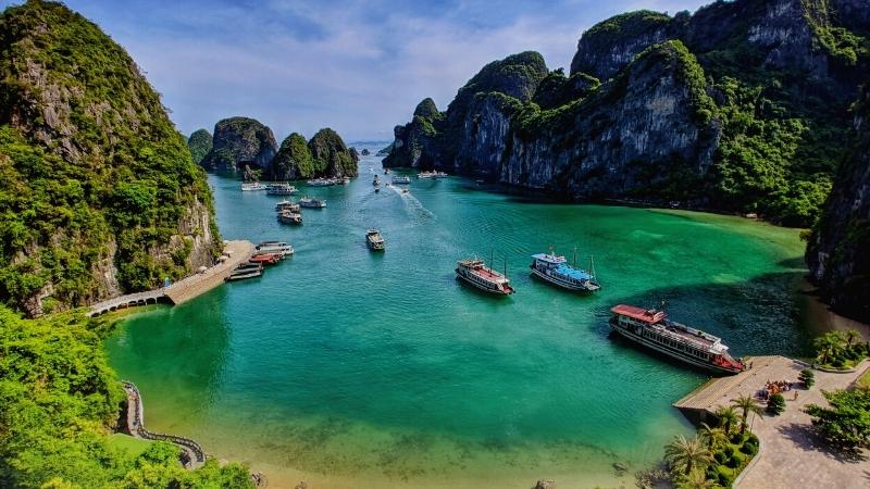 Halong Bay - Best natural heritage site in Vietnam
