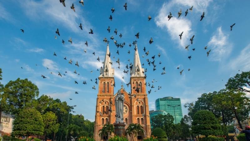 Vietnam Itinerary 2 Weeks Notre Dame Cathedral Of Saigon