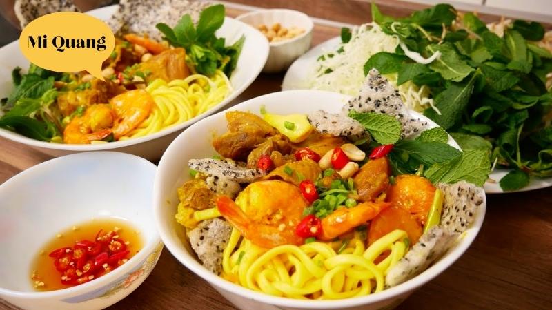mi quang middle vietnam signature food