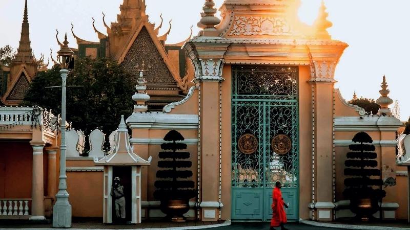 Beautiful and giant Wat Langka at Phnom Penh 
