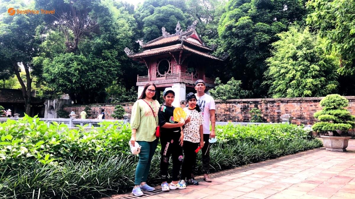 Vietnam Itinerary 1 Week Temple Of Literature