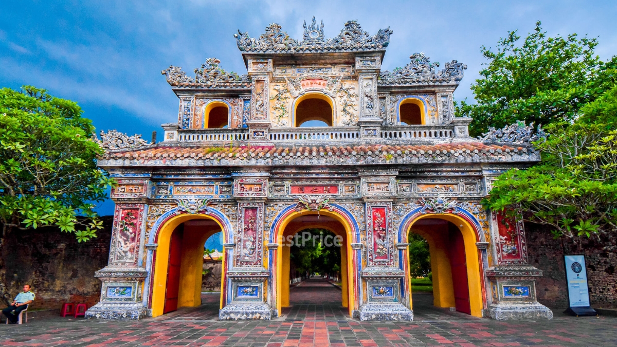 The charming beauty of Hue's Imperial City
