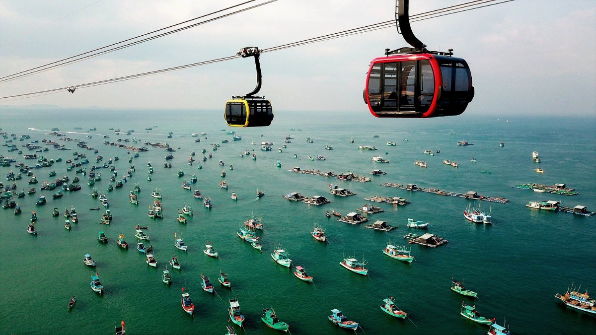 Enjoy Phu Quoc's Stunning View And An Thoi Fishing Village Through The Cable Car