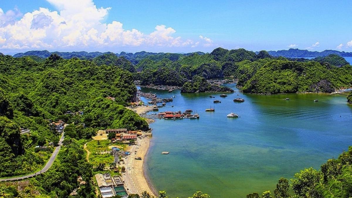 Wonderful Tuan Chau Island