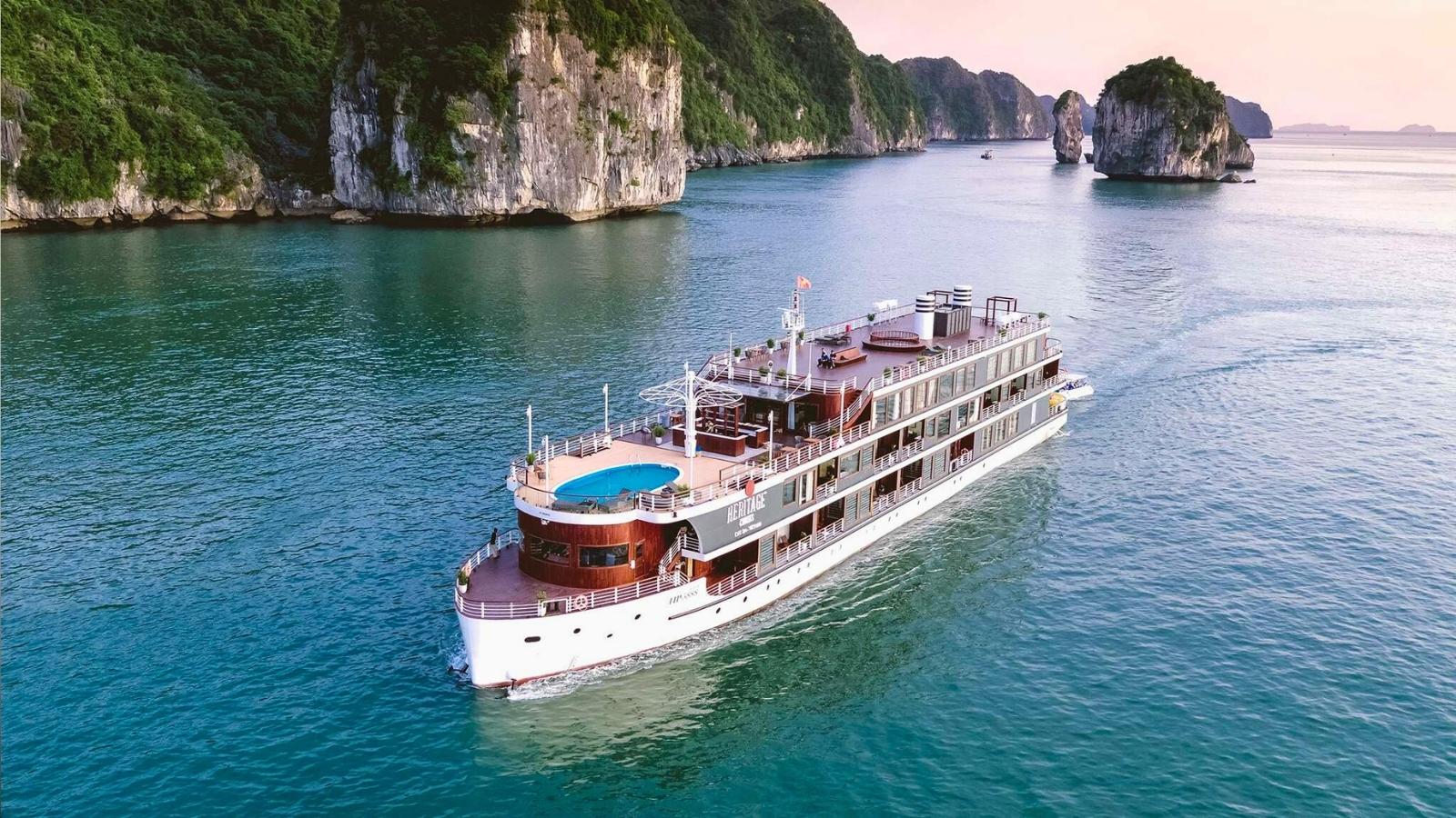 Enjoy An Overnight Cruise In Lan Ha Bay