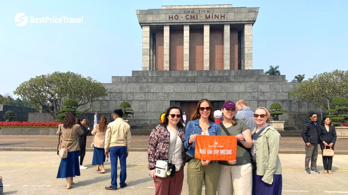 Ho Chi Minh Mausoleum Uncles' Mausoleum Among The Vietnamese