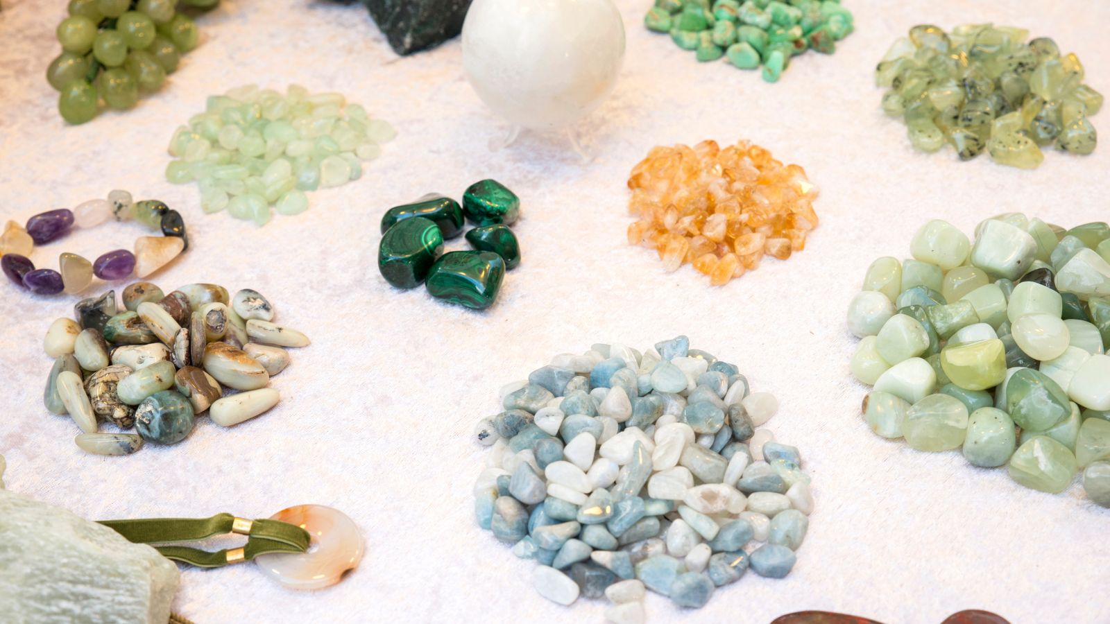 Gemstones - top things to buy in myanmar