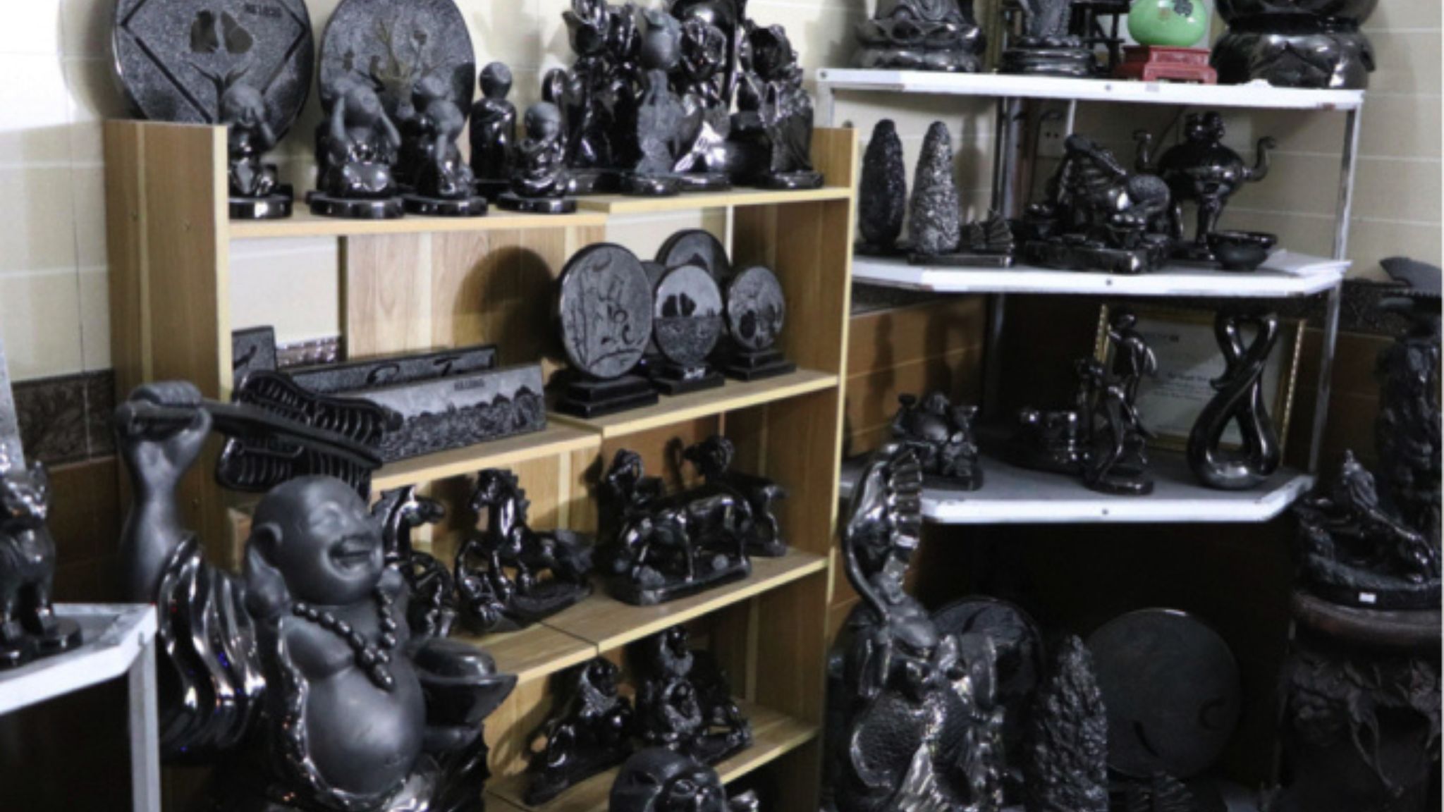 Handicraft Coal Statues