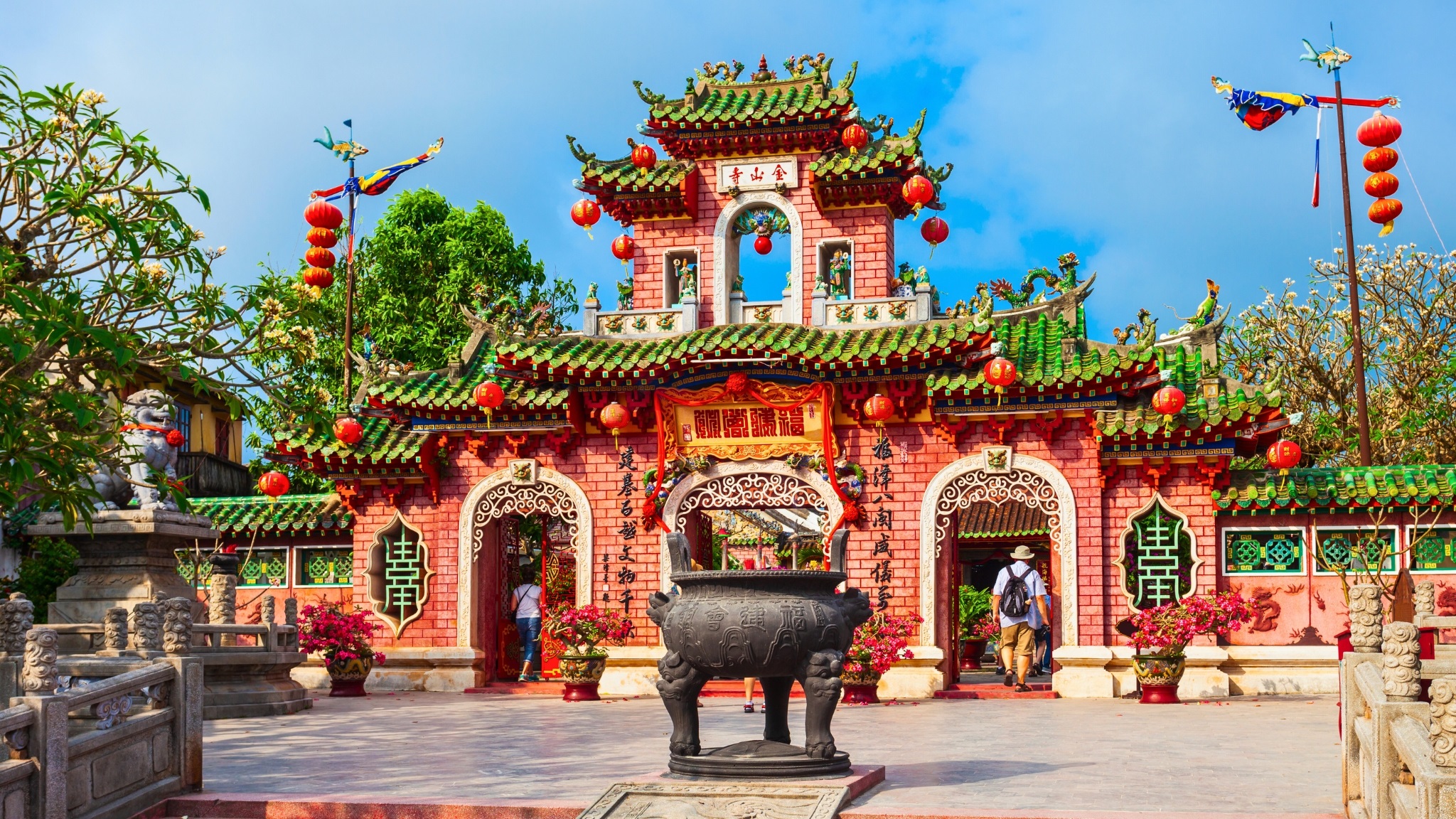 Fujian Assembly Hall Is One Of The Five Famous Assembly Halls In Hoi An
