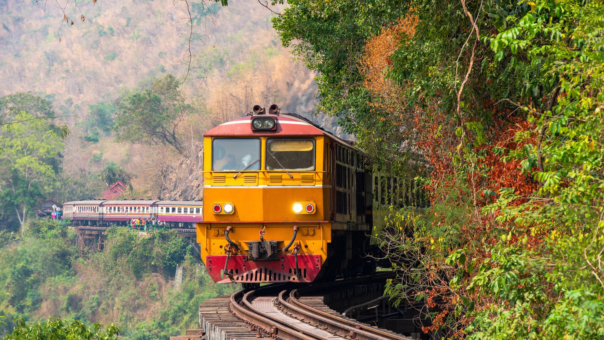 Explore Thailand On The Railways