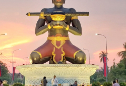Statue of Battambang