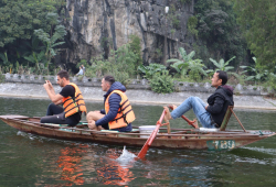 Exciting Tam Coc boat trip