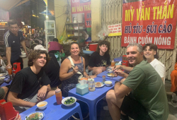 Yummy Hanoi street food 