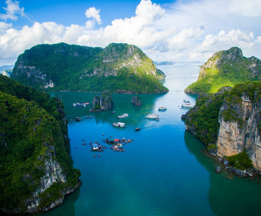 Bai Tu Long Bay Cruises