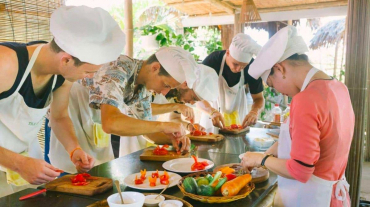 Experience Rural Life and Cooking at Organic Farm in Hoi An