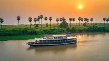 Toum Tiou I Cruise Downstream 8 days: Siem Reap - Saigon