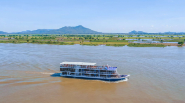 Toum Tiou II Cruise Downstream 9 days: Siem Reap - Saigon