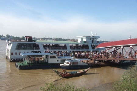 Ferry to Town Of Dhala