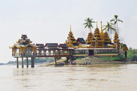 Ye Lei Pagoda From The River