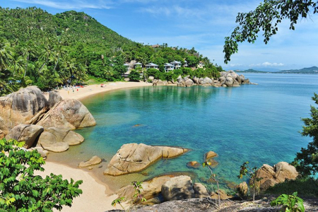 Sunbathe Swim Beach In Koh Samui