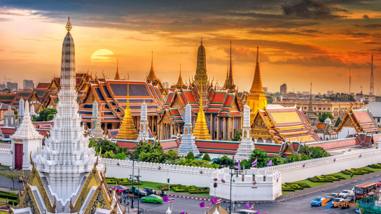 Bangkok City, Temples & Grand Palace half day