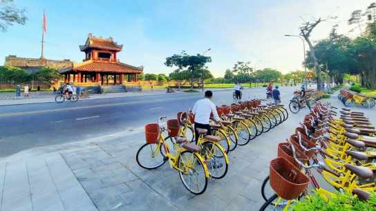 Hue City Tour and Cycling to Thanh Toan Bridge Full Day
