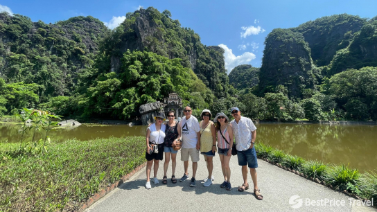 Vietnam Grand Discovery Small-group 18 days