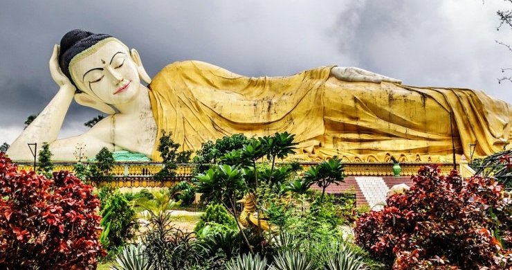 Shwe Tha Lyaung Reclining Buddha