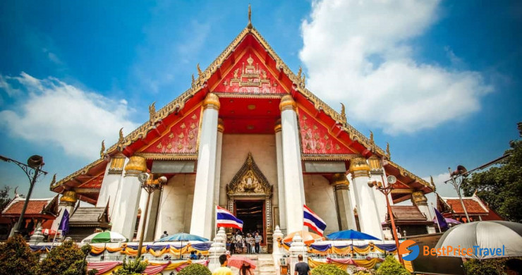 Wat Phra Mongkhol Bophit
