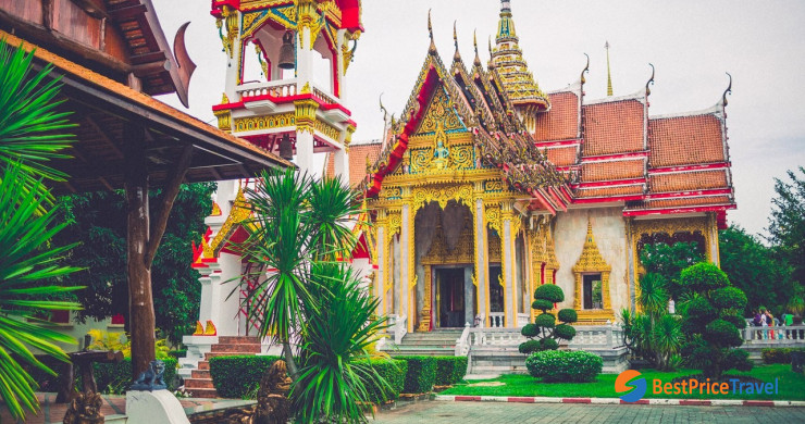 Wat Phra Khao Yai