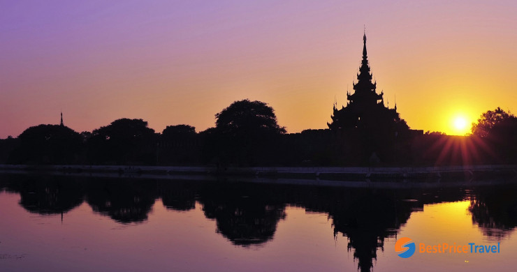 Sunset in Mandalay
