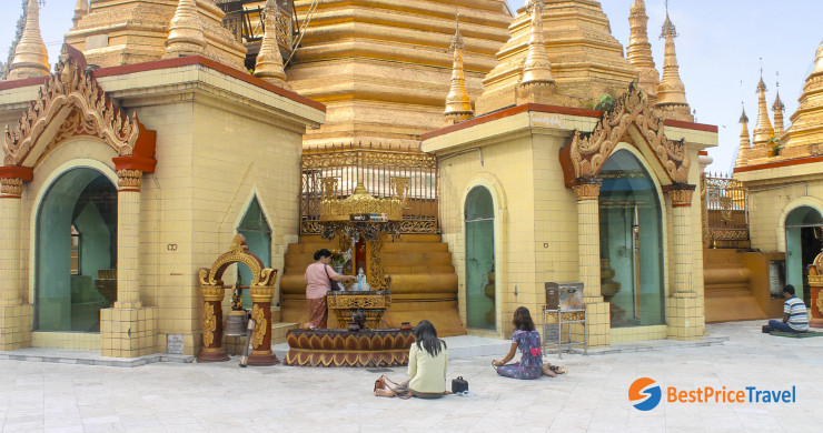 Sule Pagoda (17)