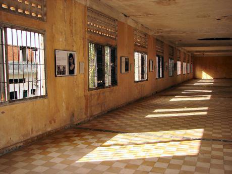  Tuol Sleng prison