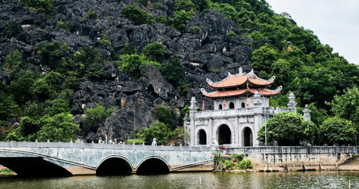 The Gate To Hoa Lu Ancient Capital