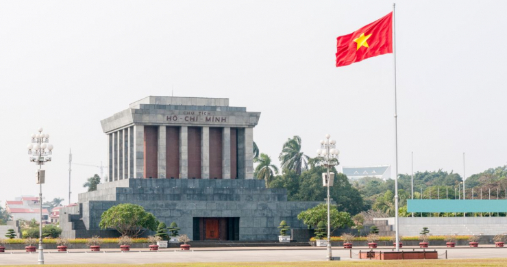 Day 2: Visit Ho Chi Minh Mausoleum
