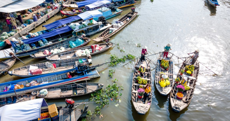 Day 4 Take A Trip To Cai Rang The Most Fascinating Floating Market In Vietnam