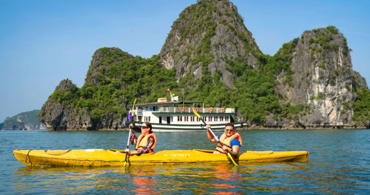 Discover Magnificent Halong Scenery By Kayaking
