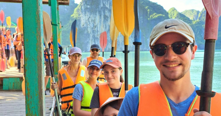Enjoy Happy Kayaking With Family In Lan Ha Bay