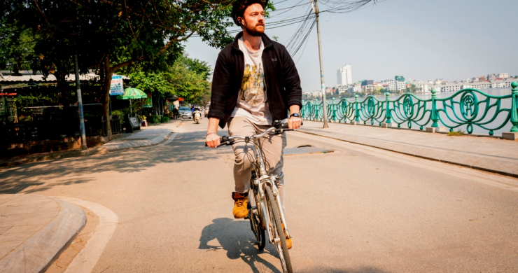 Pedal Through Hanoi's Stunning Sights