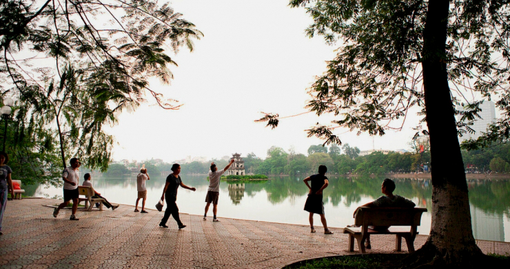 Begin Your Walking Tour Around Hoan Kiem Lake