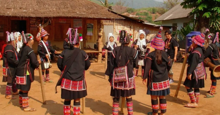 Day 13 Visit The Akha Hill Tribe Village To Explore Their Unique Lifestyle