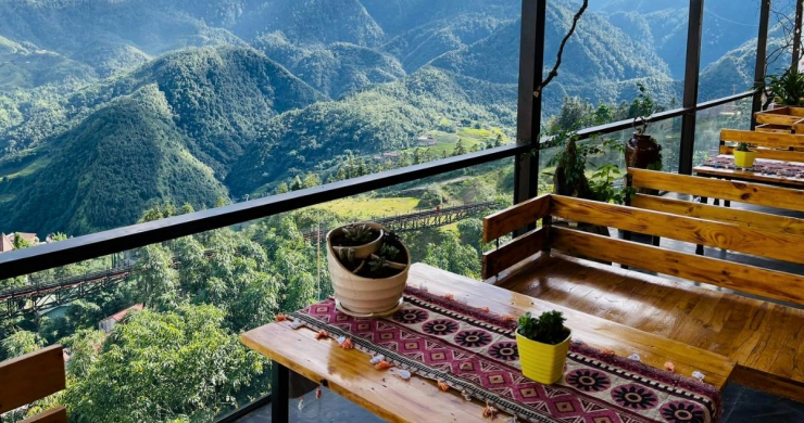 Day 1 Discover Sapa Cafe With Breathtaking View
