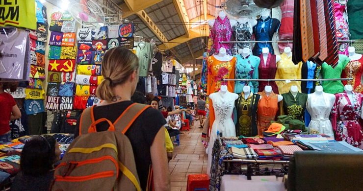 Explore The Bustling Ben Thanh Market