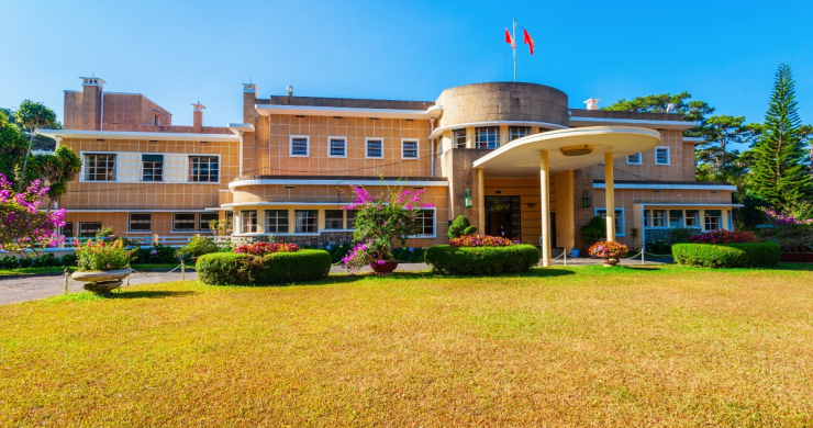 Visit The Royal Summer Palace Of Bao Dai