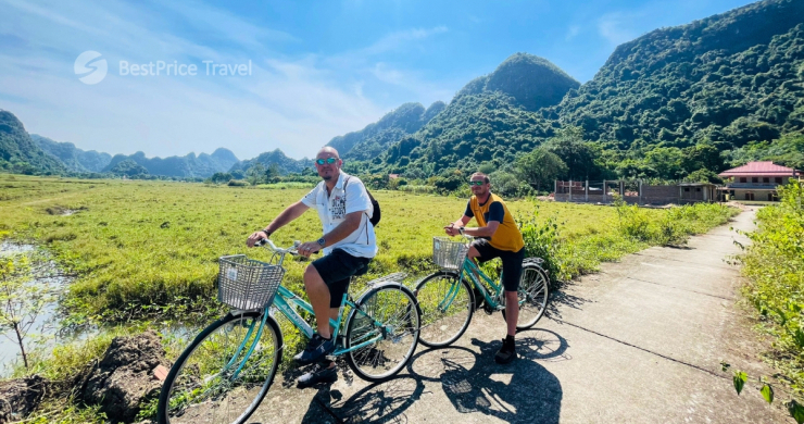 Day 9 Go Cycling In Viet Hai Village