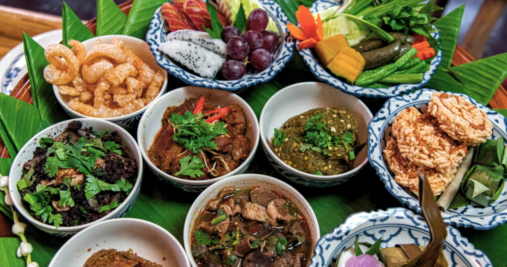 Day 9 Enjoy The Khantoke” Dinner In Chiang Mai