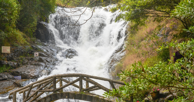Visit The Stunning Datanla Waterfall